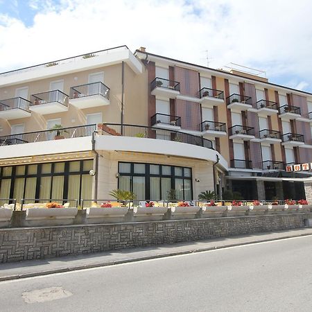 Hotel Liliana Andora Citr 9006-0004 Екстер'єр фото